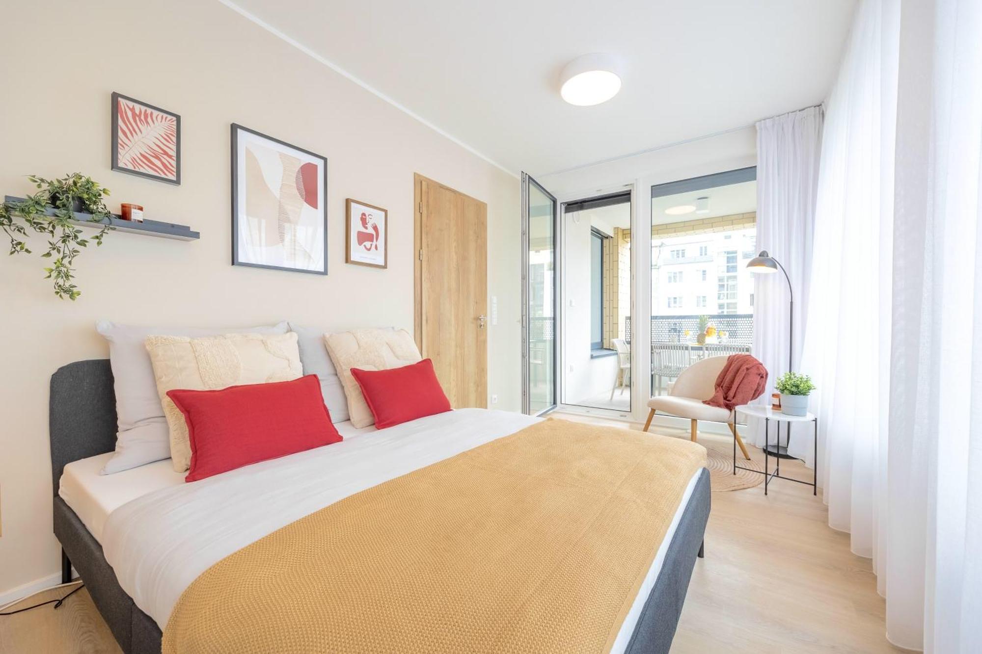 Ferienwohnung Bright 2Br - 4Th Floor, Balcony, Free Parking By Gravity Prag Exterior foto